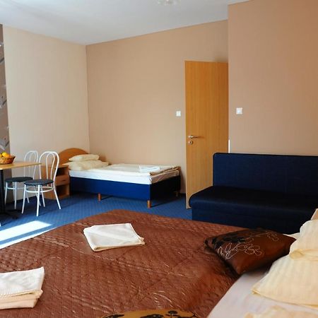 Papillon Apartment Budapest Extérieur photo